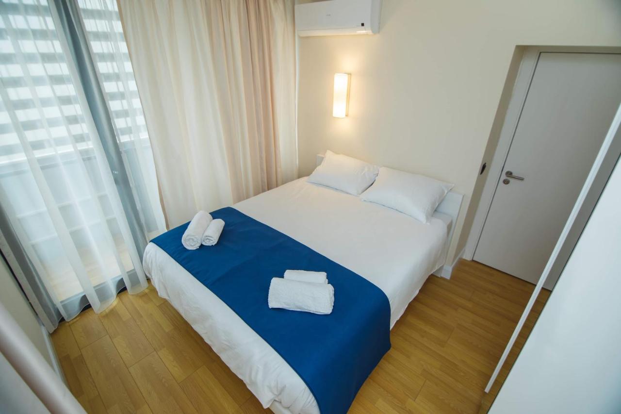 Panorama Aparthotel Orbi City Batumi Exterior photo